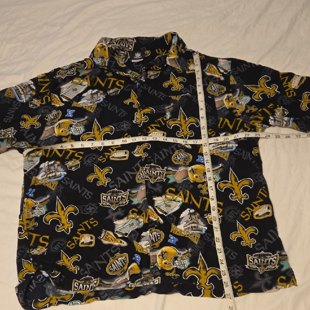 NFL Team Apparel Black and Gold Shirt